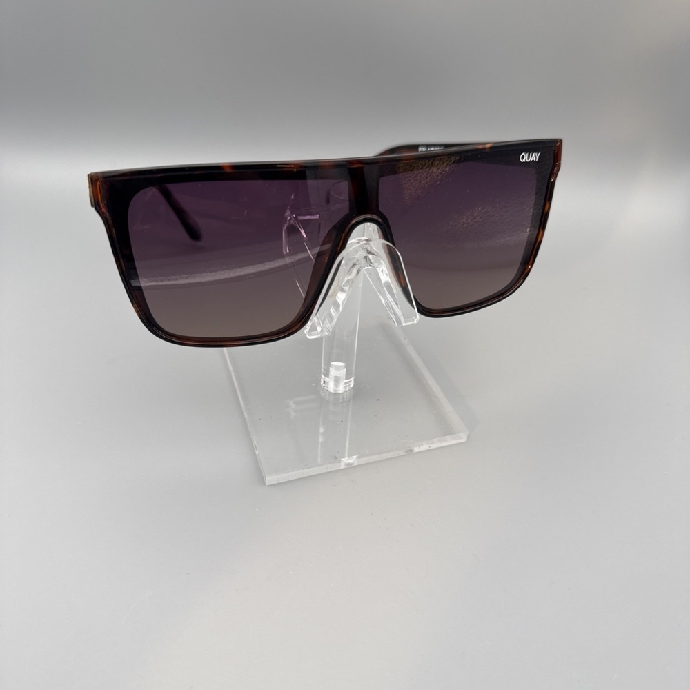 Quay Authentic 'Nightfall' 1212 -Tortoise Square Oversized Polarized Sunglasses